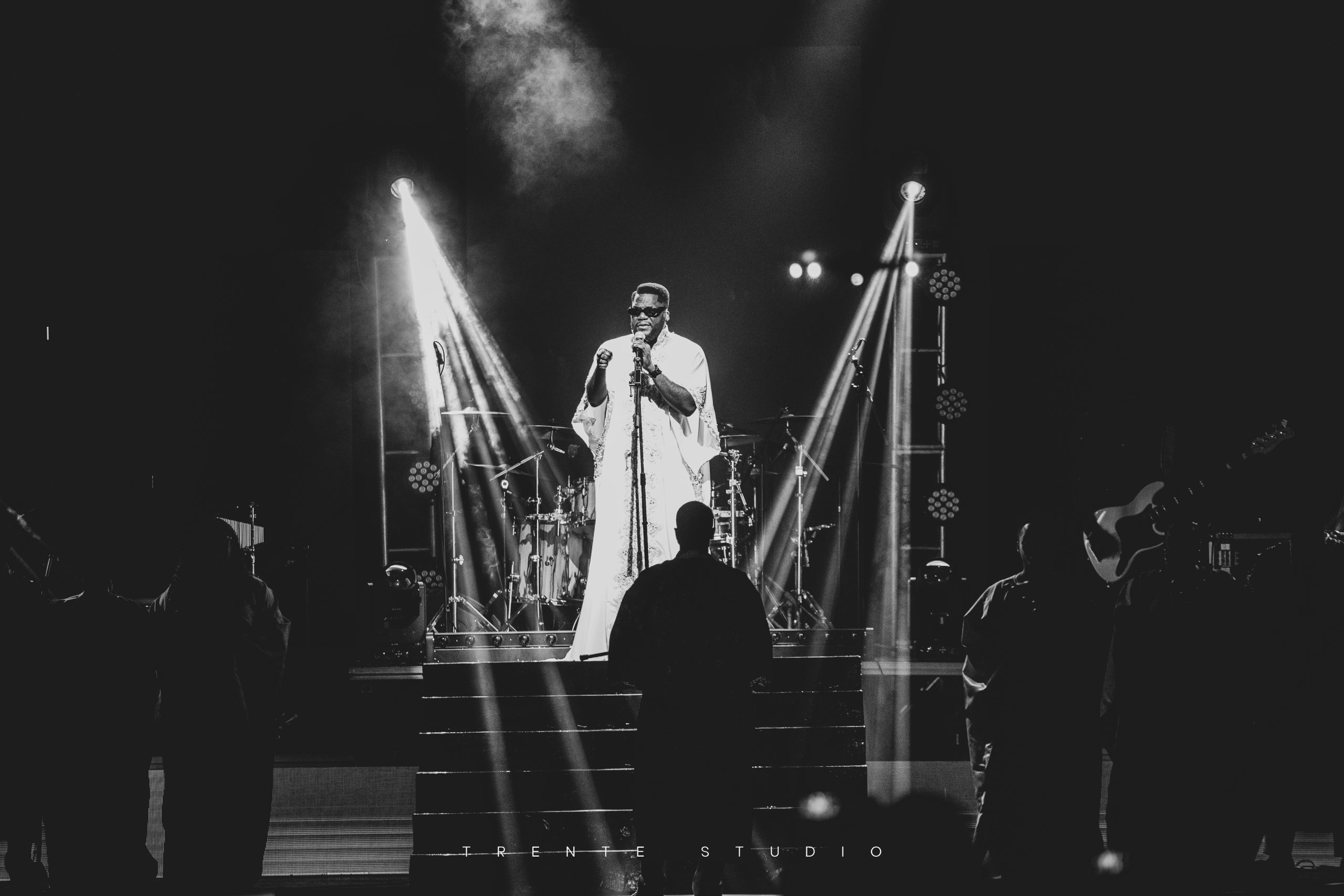 30 Studio au cœur du show : retour sur le concert de Mix Premier – L’Innovation
